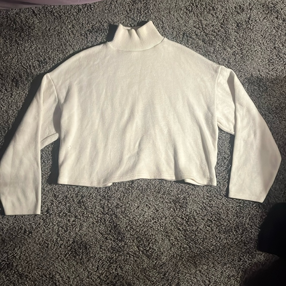 COPY - Zara white jersey turtleneck sweater/ shirt🤍